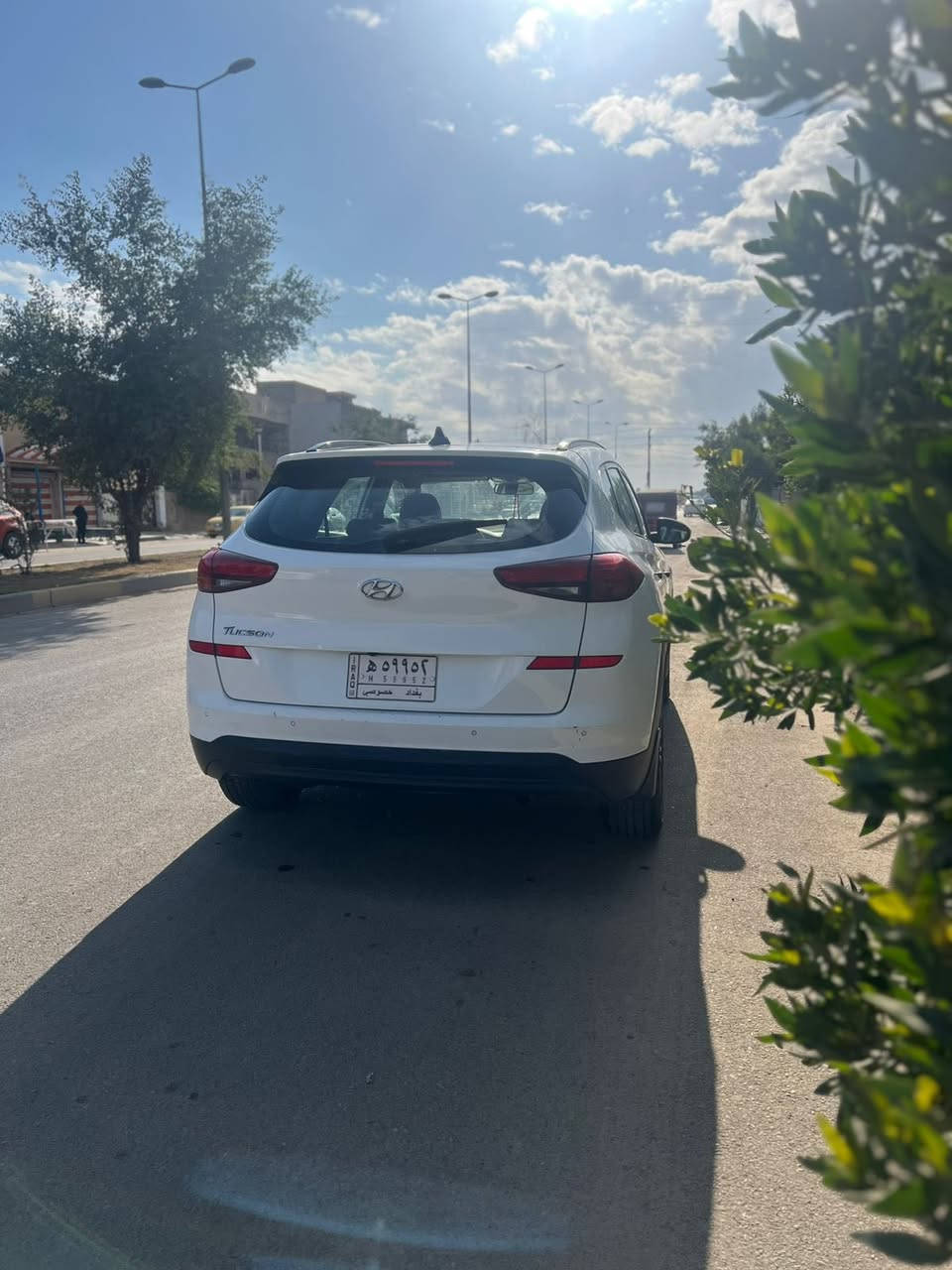 السلام عليكم للبيع توسان موديل 2019 خليجي رقم بغداد كفالة عامة فول مواصفات السيارة  بصمة وفتحة و وتحكمات استيرن جهتين كشن كهرباء و كامرة خلفية و قطعتين تبريد وباقي مواصفات 

مكان السيارة بغداد 

رقم الهاتف ***********
