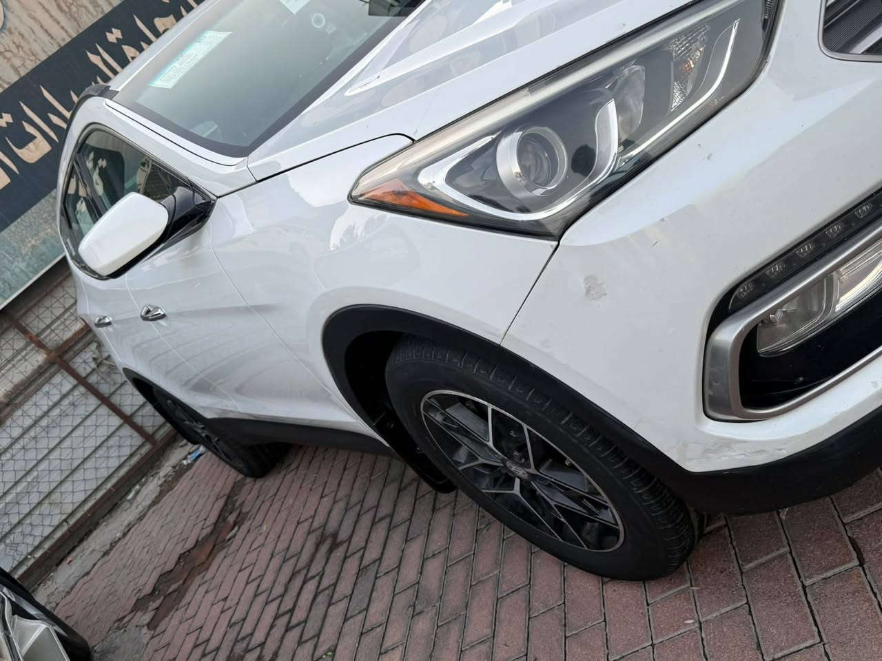 سلام عليكم سنتافية ٢٠١٧ وارد امريكي حادث فقط بابتين السيارة جديدة تخم تاير تبريد صدر محرك كير مكاني بغداد البلديات رقم ***********
