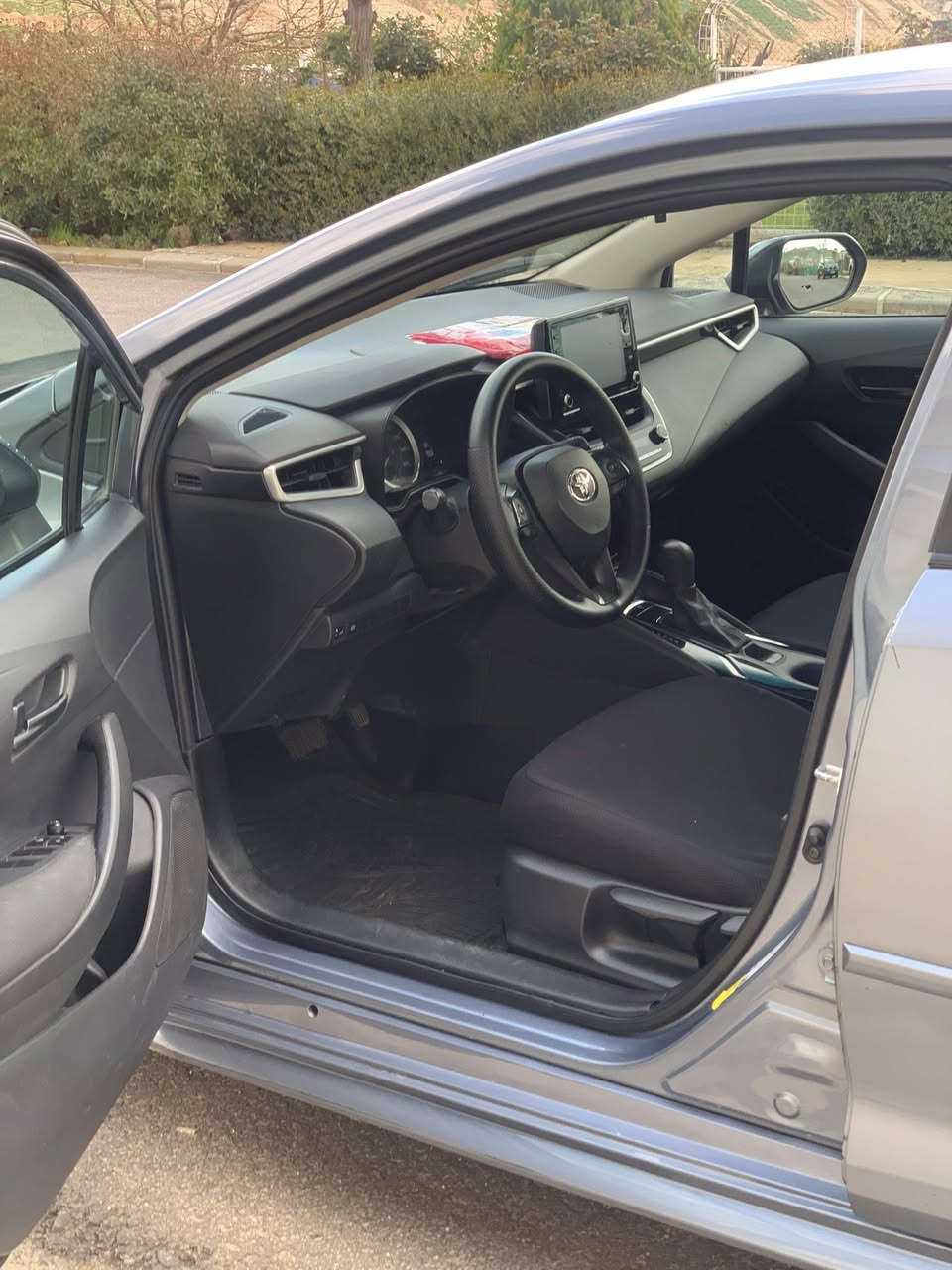 سلام عليكم ورحمة الله وبركاتو
Toyotaكورلا 2022 le وارد امريكي  
السياره بانزين 
كير اوتو محرك 4L 1.8 
داخل قماش عدد المقاعد 5 
كير محرك تبريد تدفئه شاصي شرط 
سياره بيها صفحة صبغ (بخ فقط)
سياره رقم جديد دهوك تريد تحويل وكاله اني حاضر 
سعرها 133 ورقه 
***********
