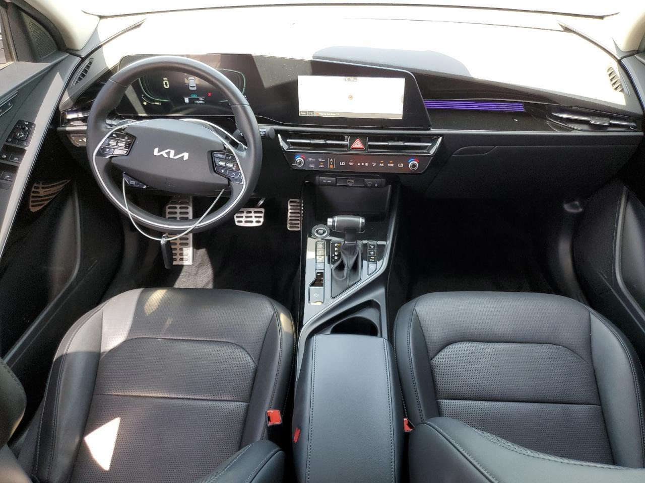 للبيع كيا نيرو وارد أمريكي – فل مواصفات 1/1
السيارة نظيفة جداً ومتكاملة بالمواصفات، منها:

رادارات أمان

حساسات أمامية وخلفية

فتحة سقف قطعتين

تبريد مقاعد

كشنات جلد

تدفئة مقاعد

مرايا طي كهرباء

شاشة لمس كبيرة

شاشة عرض للعداد

تحكم تبريد منفصل

أشاير بالمرايا

إنارة خلفية دبل LED

رقم بغداد 

مكينه هايبرد

دبل عدسه اماميه وخلفيه

تدفئه استيرن

تايرات جديده

السياره فول مواصفات للاخير

الداخلية نظيفة مثل ما موضح بالصورة.السيارة جاهزة للفحص وما تحتاج أي صرف.

للاستفسار الاتصال أو المراسلة.
***********
