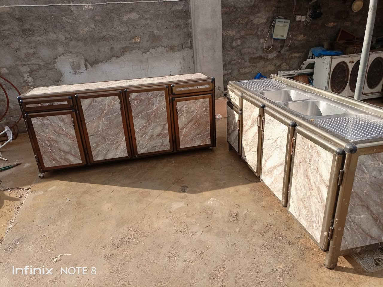 سلام عليكم لبيع قطعتين كونتر بدون ملحق 
190 الف وبي مجال بصيط


**إذا كنت صاحب هذا الإعلان وتريد حذفه لأي سبب، رجاءا أرسل رسالة إلى الدعم الفني**