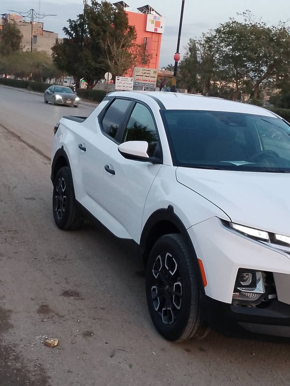 السلام عليكم سنتكروز موديل 2024 ماشية الفين فقط اخت الزيرو بيهة دعامية إمامية فقط والسونار مرفق وية الصور مكاني ديالى بعقوبة السعر 215 وبيهة مجال
***********
