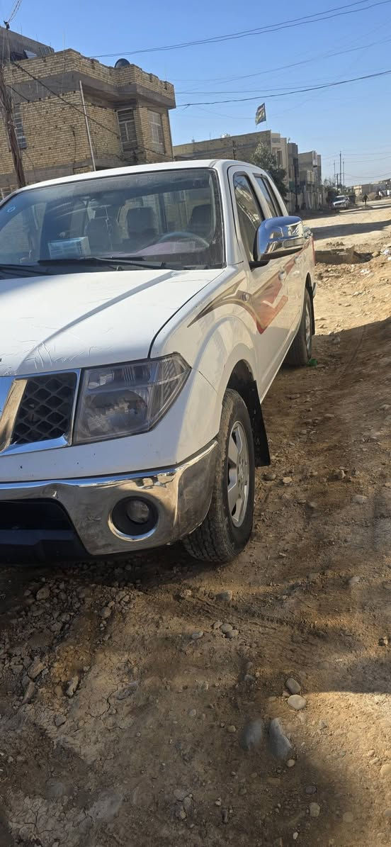 السلام عليكم نيفارة  2009 رقم واسط دولي تحويل مباشر محرك وكير وحداديه وتخم تاير كفاله وكفاله من الحادث  السيارة جاهزة مابيها نقص ربع متذب عليها السعر خاص مكان واسط الكوت الشراي يتصل ويدلل *********** بيه واتساب
