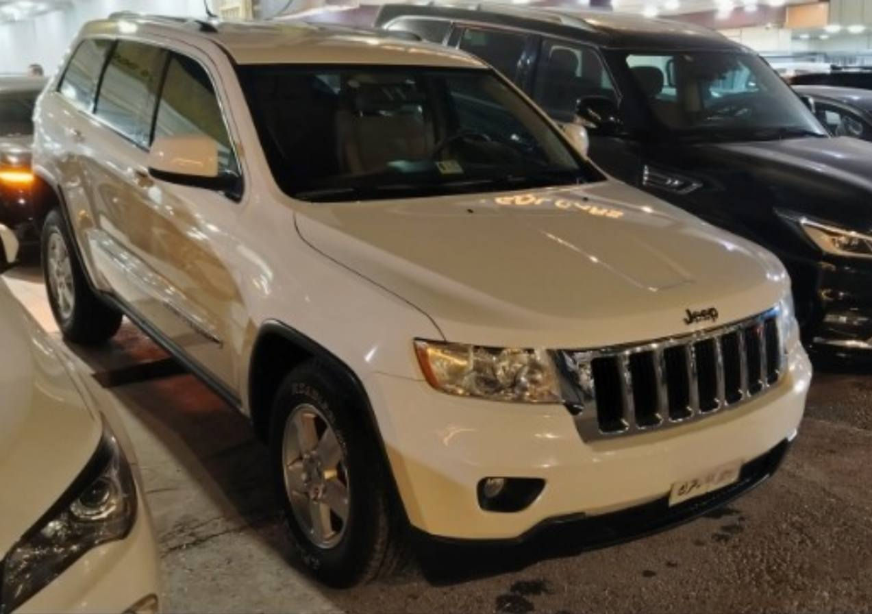 رمضان كريم
جيب لاريدو امريكي موديل 2012
  ماشي 100 مايل حقيقي بلا قطره صبغ
سياره كلين تايتل
  من الدعاميه الي الدعاميه كلها شرط كير محرك شرط مامفتوح سياره جديده
مواصفات
دبل اكسن 4X4 
تشغيل بصمه
ابواب بصمه
 كشن كهرب
  السعر 188 بي مجال قليل مكان السياره دهوك رقم موبايل *********** وتساب دهوك, العراق
