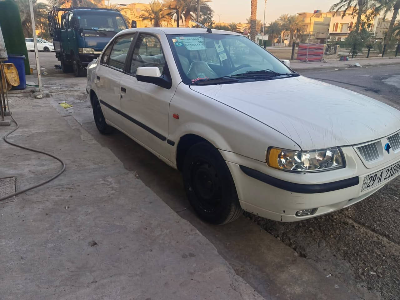 سمند موديل 2011 مكفوله مكينه كير اوتو كورله محوره بيكاتشو جاهزه السياره تخم تاير صدر جديد سنويه جديده رقم دولي واسط مكانه بغداد باسمي سياره كامله للاخير *********** السعر 45
