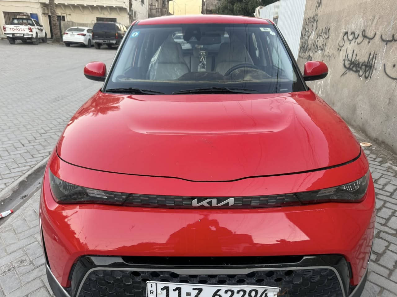 السلام عليكم للبيع فقط
كيا صول موديل 2024 المواصفات Sرادرات امامي خلفي جانبي مكينه 2000دوش توقف ذاتي 

ويل كب  18 جديد تخم تاير جديد غرفه لون ابيض 
تحديد مسار سيارة جديده لوك  السعر 158$ ورقه رقم بغداد باسمي تحويل مباشر هزه جديدة ترقيم جديد رقم انكليزي 
مكاني بغداد الحبيبية حادث بنيد وجاملغ سونار موجود بسيارة وبيع على السونار  الاتصال‬

***********
