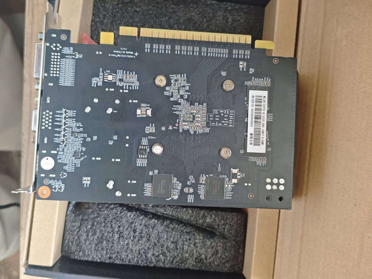 سلام عليكم 
كارت شاشة جديد شركة MLLSE
ddr5
4g قابل لي الزيادة
السعر 70 الف


**إذا كنت صاحب هذا الإعلان وتريد حذفه لأي سبب، رجاءا أرسل رسالة إلى الدعم الفني**