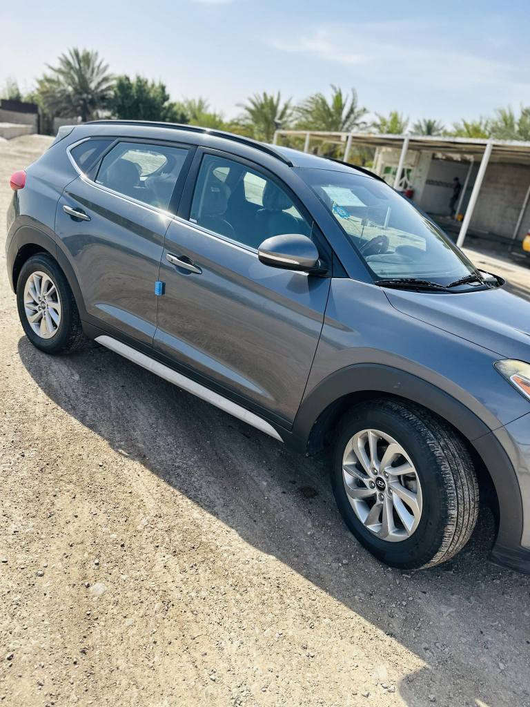 السلام عليكم توسان 2017فول مواصفات 5راكب السعر 160وبيها مجال للاستفسار اكثر *********** العنوان بغداد بغداد, العراق
