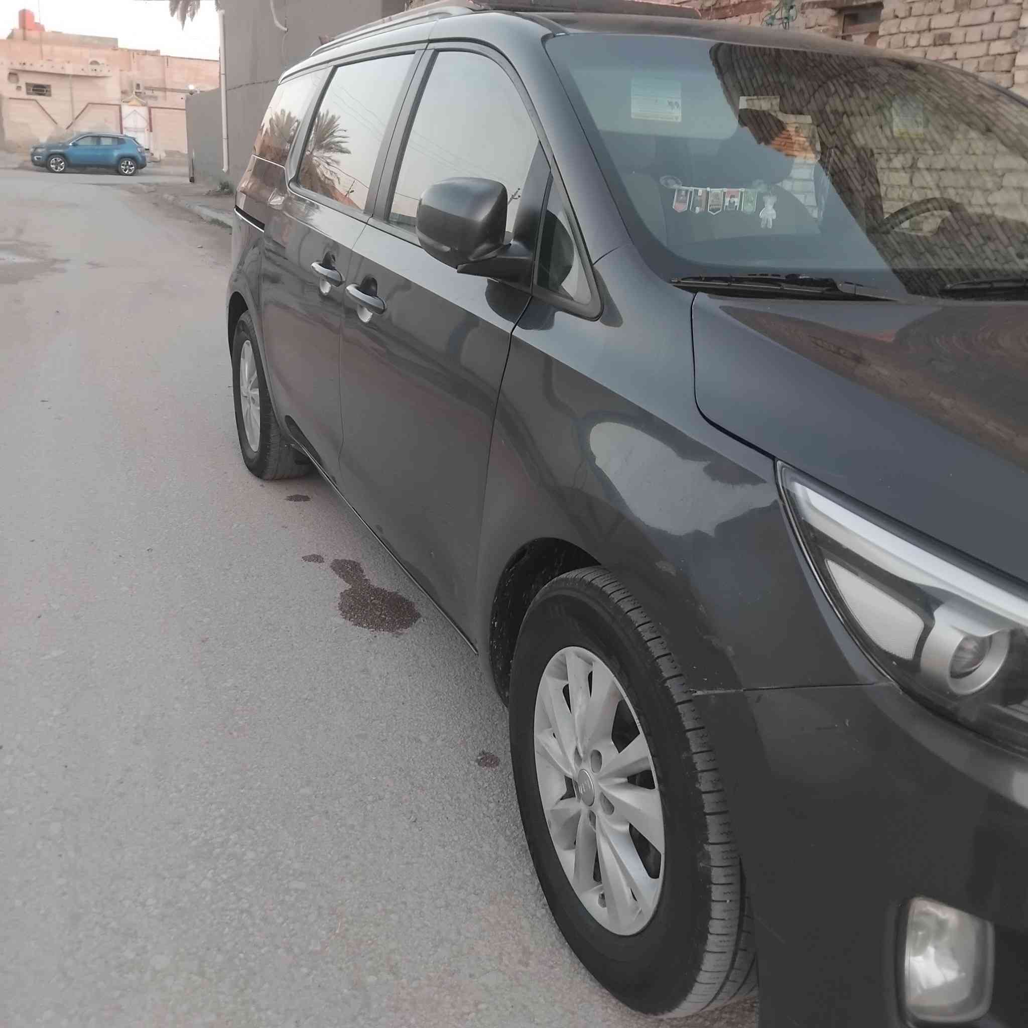 متوفره سياره لنقل المسافرين الئ كافه المحافضات
للستفسار الاتصال علئ الرقم.  ***********
