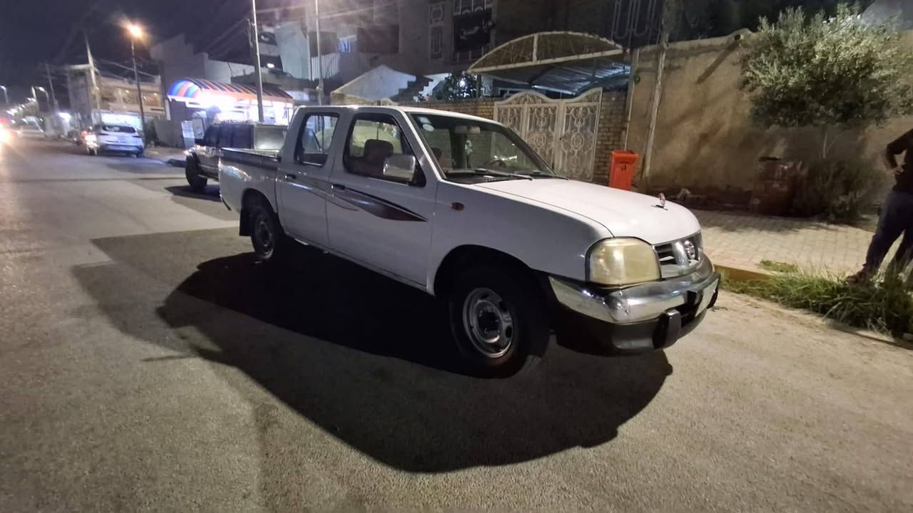 السلام عليكم
نيسان شبوط ٢٠٠٩ 
رقم ذي قار باسمي
سياره مكفوله من الضربه والصبغ
فقط بارد 
سياره كامله تبريد حداديه جاهزه
مكان السيارة واسط الكوت
السعر ١١٠ وبيها مجال قليل
***********
