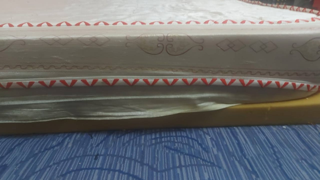 دوشك نفرين للبيع ب 80 وبي مجال نظيف وعالي


**إذا كنت صاحب هذا الإعلان وتريد حذفه لأي سبب، رجاءا أرسل رسالة إلى الدعم الفني**