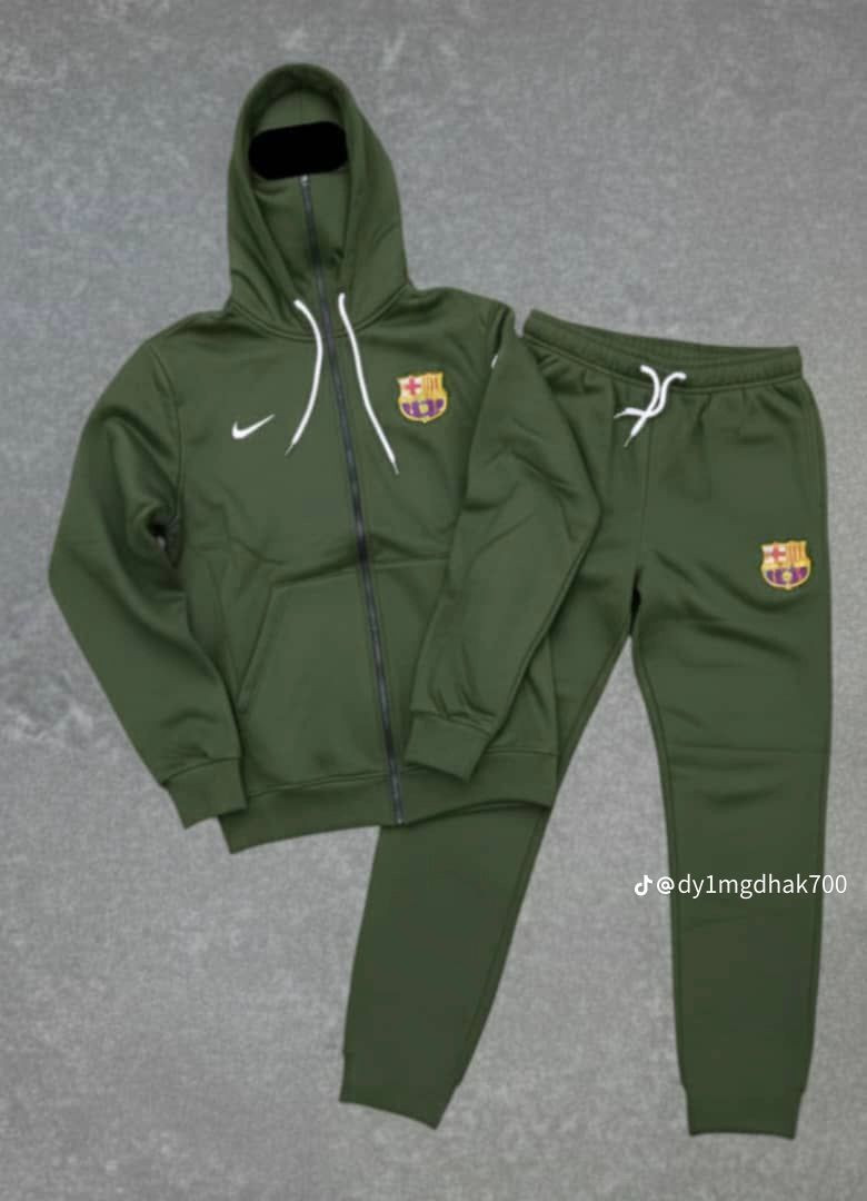 تراك رجالي
لاستفسار ***********
خامة قطن مبطن 3 خيط عالي الجودة 
L. XL. 2XL. 3XL.

سعر القطعة مفرد 20

توصيل جميع المحافظات 5 
#ملابس_الموضة_الستايل_جميل #ملابس_تركية #اللعراق🇮🇶 #ملابس
