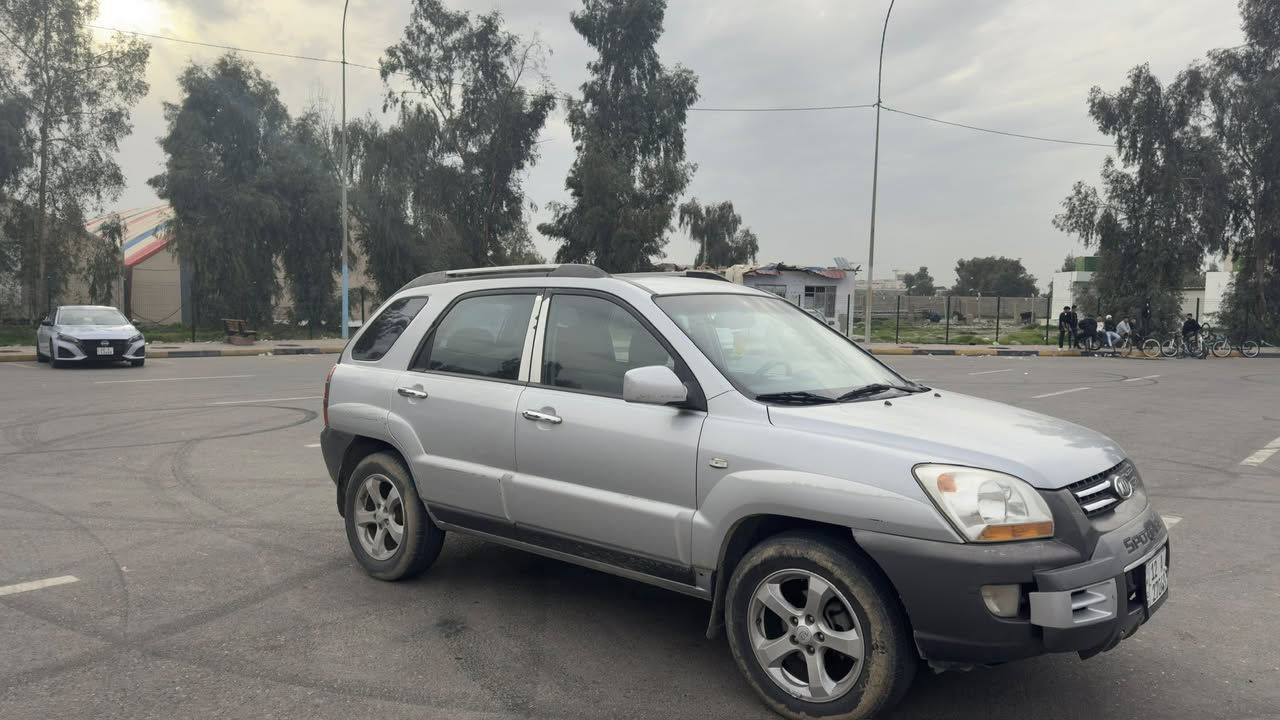 كيا سبورتج ٢٠٠٧ TLX فول موصفات
ماشيه ٢٠٥٠٠٠قابل للزياده
فتحه بل سقف
كهرباء مرايه +هيتر
شاشه تبريد
فتحه بل سقف
تدافئه كشنات
تبريد وتدفئه شرط
ملاحظه بل باب سايق وترجع بارد سعر ١٢٠$قابل للتفاوض
مكان سياره موصل
***********
