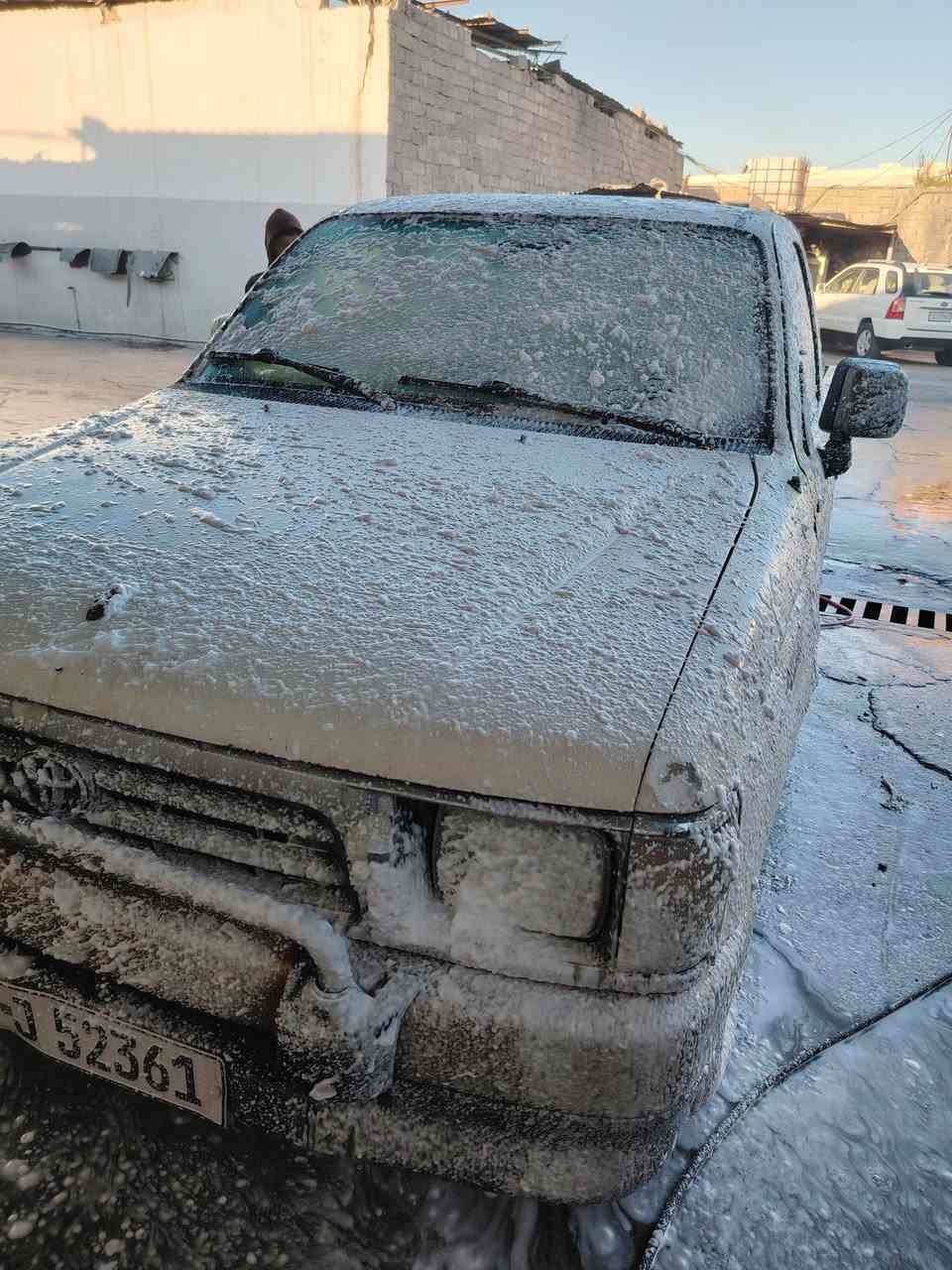 سلام وعليكم بيكم   موديل 2000 رقم نينوى جديد مسطره شرط تحويل سبق عام داخل البوند شركه محرك ذهب؛ شاصي ذهب السعر ٥٧ ورقه بي مجال بسيط ***********  موصل حي الكرامه
