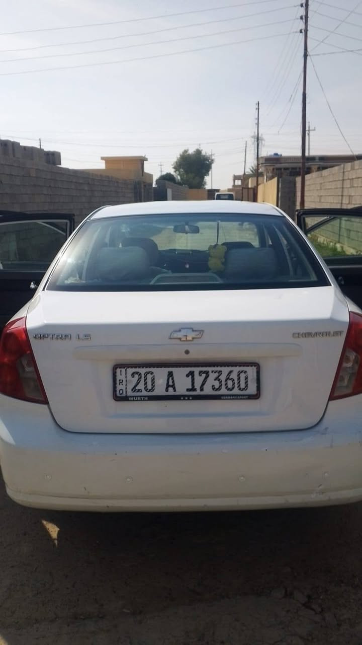 اوبترا خليجي موديل 2011 ابيض
كير محرك حداديه كفالة عامه السياره قطعه وحده باب السايق
السيارة جاهزه من كل شي 
السيارة رقم انكليزي ديالى بسمي
مكان السيارة صلاح الدين/الدجيل
السياره معروضة 80ورقه بيها مجال بسيط
هاتف ***********
