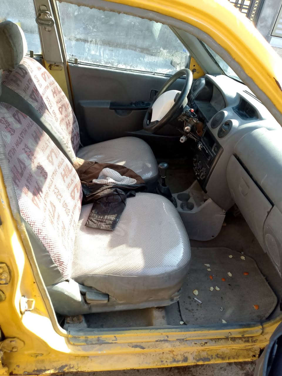 السلام عليكم
للبيييع سياره سايبا موديل. 13. رقم. ميسان. اليف. بس الكير. والمكينه مكفولات جدد.
والباقي شوف العين.  مكان السياره بالبصره
وسعرها.   10 
ورقه. واتس ***********
