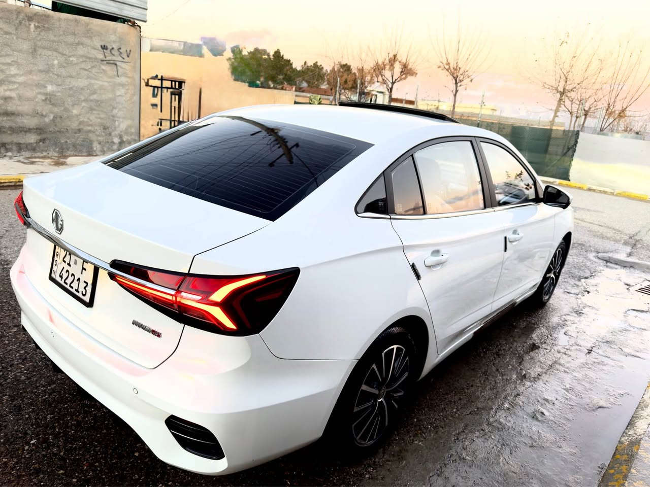 بەناوی خوای گەورە و میهرەبان

***********

MG5 luxury 

٢٩ هەزار ڕۆشتوە 

ئێمجی فایفی شکڵ نوئ فوول  فوول مواسەفات زۆرپاک وبێکێشە 

جگەو لەو دۆسەی سەکن زیاتر هیچی پێوە نیە   ئەوەش هێنراوەتەوە زۆر بەجوانی  بەبئ هەڵدڕان 

لەزەمانی شەریکە دەرم کردوە بەردەوام ڕۆنی مۆتۆڵی فەڕەنسی 

بۆ بەکار دێنم سئ جار ڕۆنی گۆڕاوە

زۆر بئ عەیبە پێویست بەوەسف ناکات وەک شەریکە وایە

«نرخ (١٢٧) مەجال //ناونیشان (سلێمانی) ژ//*********** السليمانية, العراق
