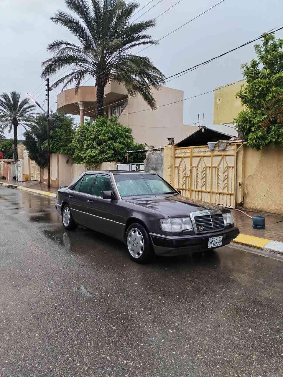 سلام عليكم مارسدس للبيع موديل 92 بلاد ***********
