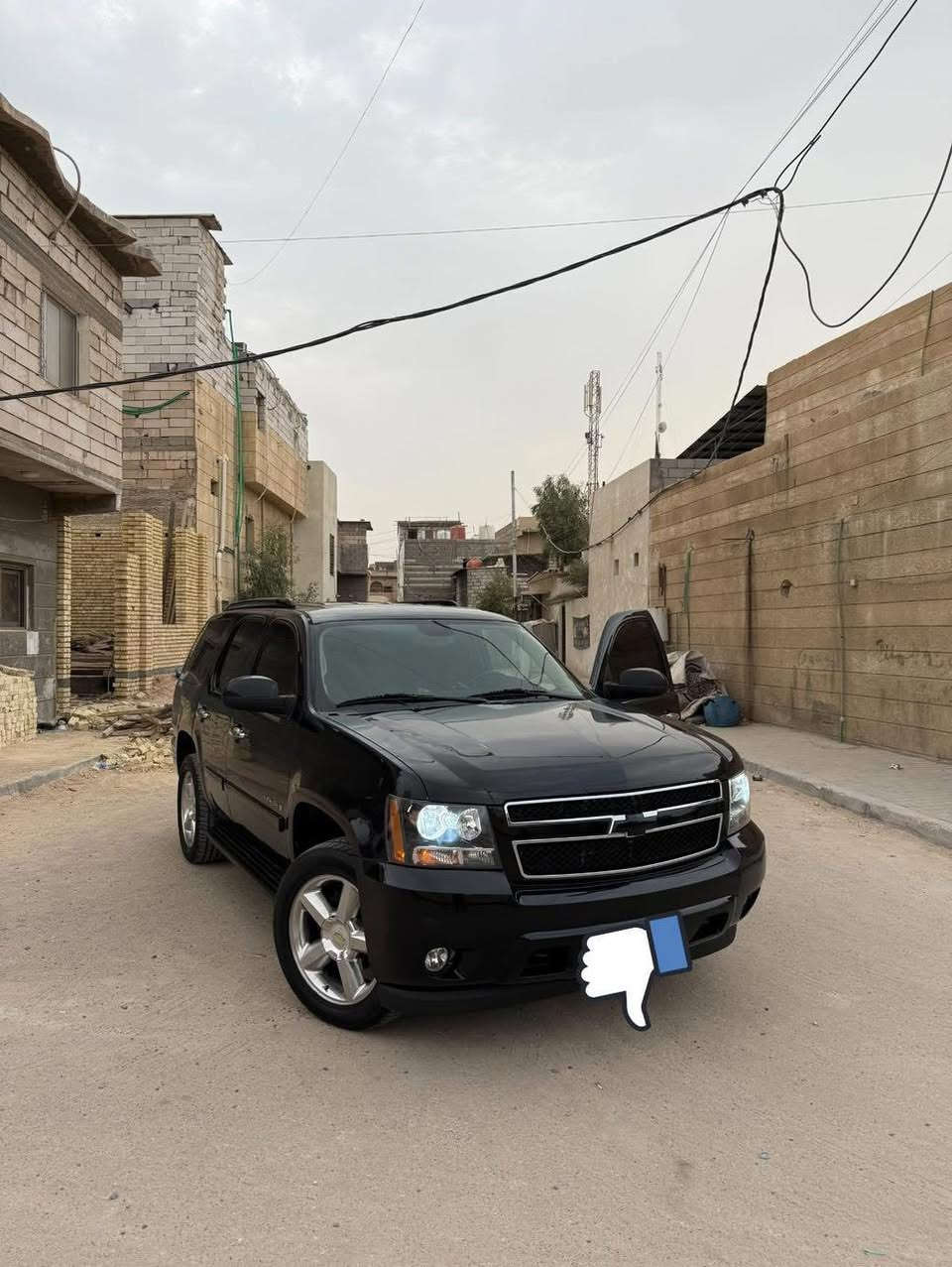 السلام عليكم
تاهو ادوات ادوات لون اسود بترة 
موديل 2008 مواصفات LTZ 
السيارة فول مواصفات وطبلة مو فور ويل 
كفالة گص وفتح وسرقة وعشائر 
السيارة ابيع الموجود شوف العين تگلب وتاخذ 
السيارة جديدة ودخول جديد كلشي ما ناقصها 
من تخم تاير تبريد حدادية كير مكينة كلشي بيها جديد من اكلك برغي ما بيها نقص صدك ما بيها نقص وتجي وتشوف السيارة خليجية مو وارد امريكي
مكانها بصرة 
السعر 110 وبيها مجال بسيط للشراي 
***********
