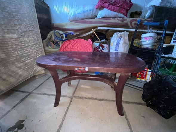 ميز طعام بلاستك نضيف سعرة 25مكاني سويب النزلة الاولى رقمي للتواصل ***********
