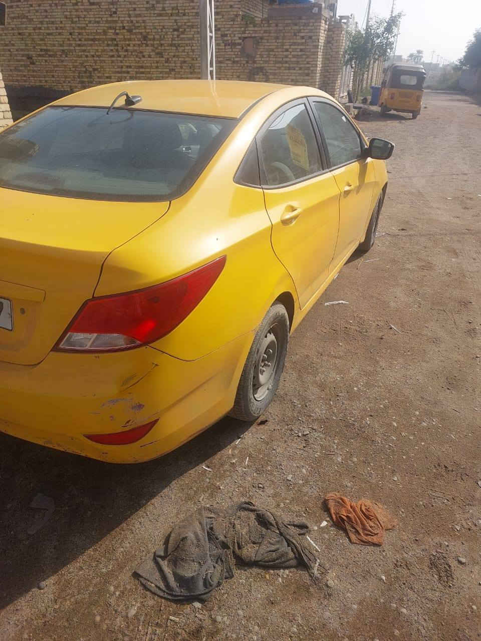 اكسنت موديل 17ورد امريكا  مكينه 1600 ضربته فقط جاملغ جهه يمنه مكينه وكير نظاف مال شغل سياره ما متعوبه حداديه 80%
هيئه غرامات مصفره مشروع وطني مكان سياره ميسان  
***********
