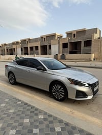 التيما 2024 SV نيسان التيما 2024 فئة SV🩶 مواصفاتها: حساسات خلفية كامرة...