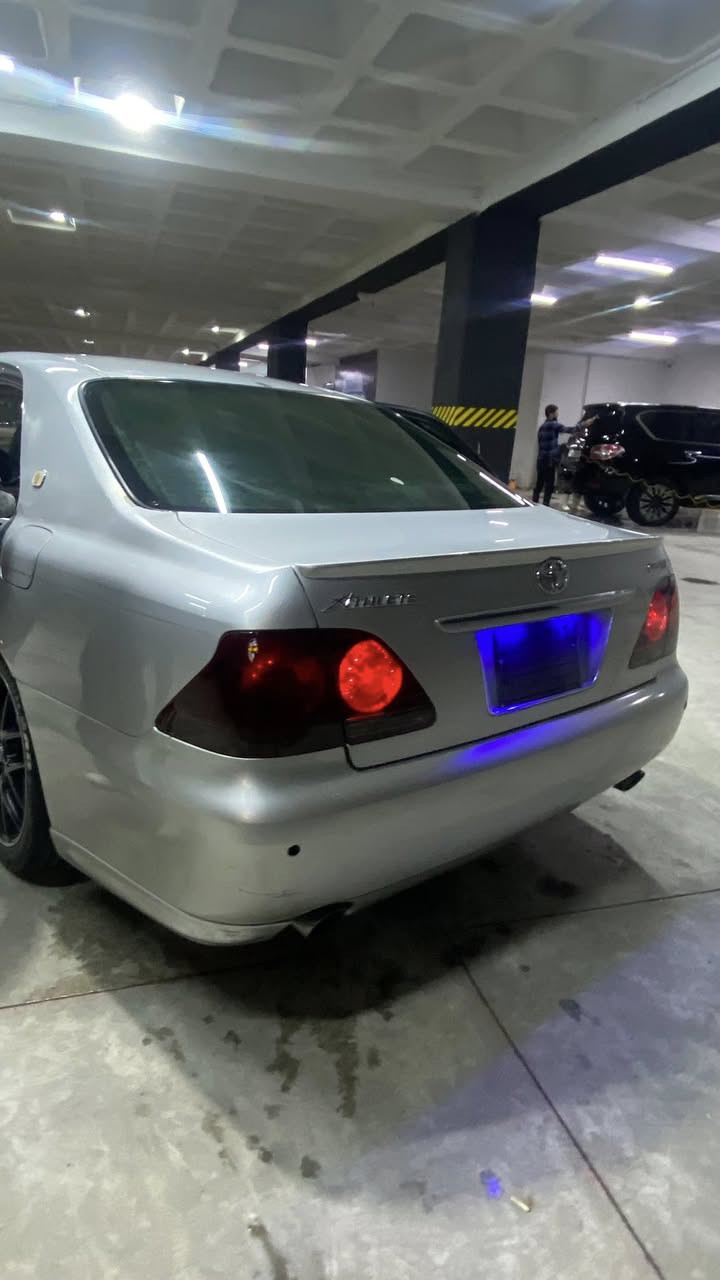 سلاو له ئاد مين
شاهينه 180موس
3دوگمه
كامل سپورت
قه تره ليدراوي پيوه نيه 
سقف سلايد
ويل سپورت
موديل2007
كوشن جلد 
ناو ره ش
ده شبول نه جه ف
ساج سور
صالنصاي سپورت
ته بريد ساردو گه رم 
قه تره سه رفو بوخاري نيه
ته قه و ره قه ي به شه رت
به شه رت
 هه مو گياني به شه رت 
چركه مه سروفي تيا نيه له گه ل هه مو عه يبي 5گه لاي لي بشكينه  
تيبيني گه ر موشته رينيت سه ري خومو خوتيش مه يشينه 
ژم /***********
