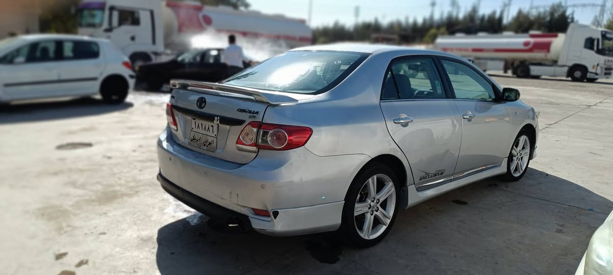 کرۆلای ٢٠٠٩ 
کامل کراوە بە ٢٠١٣
کراوە بە سپۆرت ویل پێنج پەڕ
دەشپوڵ و گێچ کراوە بە ١٣
کامل بۆیاخ نیە بە کامل ئەیفڕۆشم 
تازە سێرڤز کراوە 
بانس و تایە و ڕۆن و هایدرۆلکی مانگێ گۆڕاوە
0776 681 43 36
0750 804 83 39 شمشمل, السليمانية
