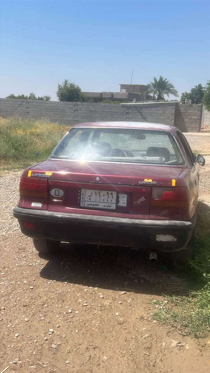 السلام عليكم 
مستبوشي لانسر 
رقم نينوى سنويه الى 2028
كابون بانزين بيها شرط الوكاله و التحويل
محرك يصرف 
كير شرط 
السعر 23وبيها مجال 
***********
