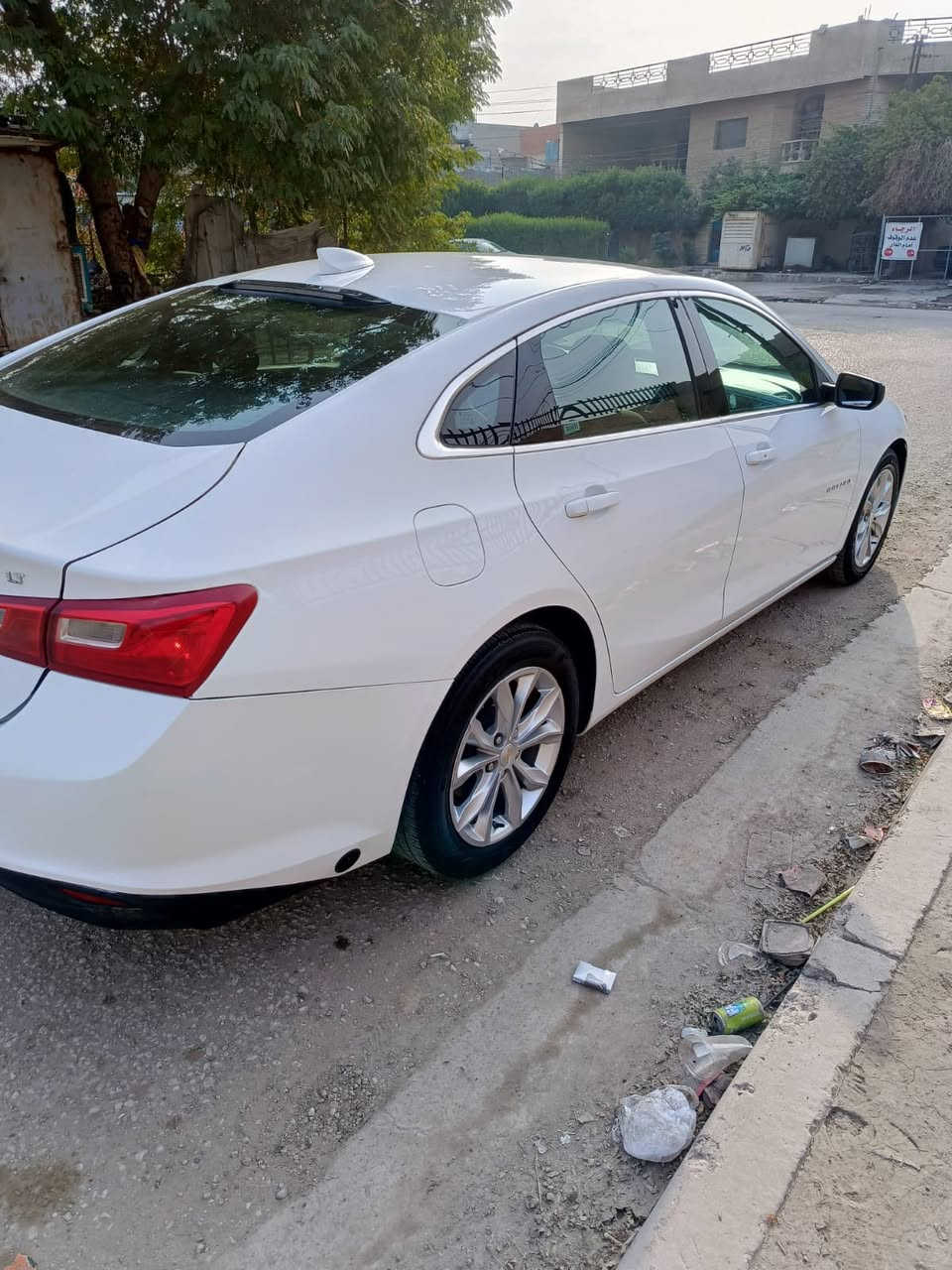 يا الله بسم الله 
ماليبو  للبيع او للمراوس موديل 2023 اكلين بدون صبغ السياره ليبل واحد بجم كبس 
ماليبو حبايب مكينه 1500  
تيربو أربعه سلندر
فئة LT
مواصفاته معروفه كير اوتو هاند بريك بصمه تحكمات استيرن كراسي كهرباء شاشه 
داتا شو  تحديد مسار ورادار ومثبت سرعه ومودات قياده 
ومانع تصادم وكامره دواره وتبريد قطعتين 
السياره كير محرك كفاله 
لغد شاصي ايرباك كفاله كله 
بدون ايرباك بيه فقط قبق الجنطه مبدل نفس اللون بدون صبغ قطعه ابلاديه السياره وكاله 
ماشيه 75 الف 
مكانه بغداد ان شاءالله منطقه الدوره او منطقه حي الجامعه 
/
رقمه أربيل الجديد تحويل ثاني يوم باسم المشتري 
السياره للبيع او للمراوس بشي اقل حبايب 

والسياره شوفت عينكم نضيفه 
ومعروضه 147 وبيه مجال ان شالله 
وبالعافيه على الي ياخذه تحياتي الكم ❤️
 وهذا رقمي للتواصل

***********
