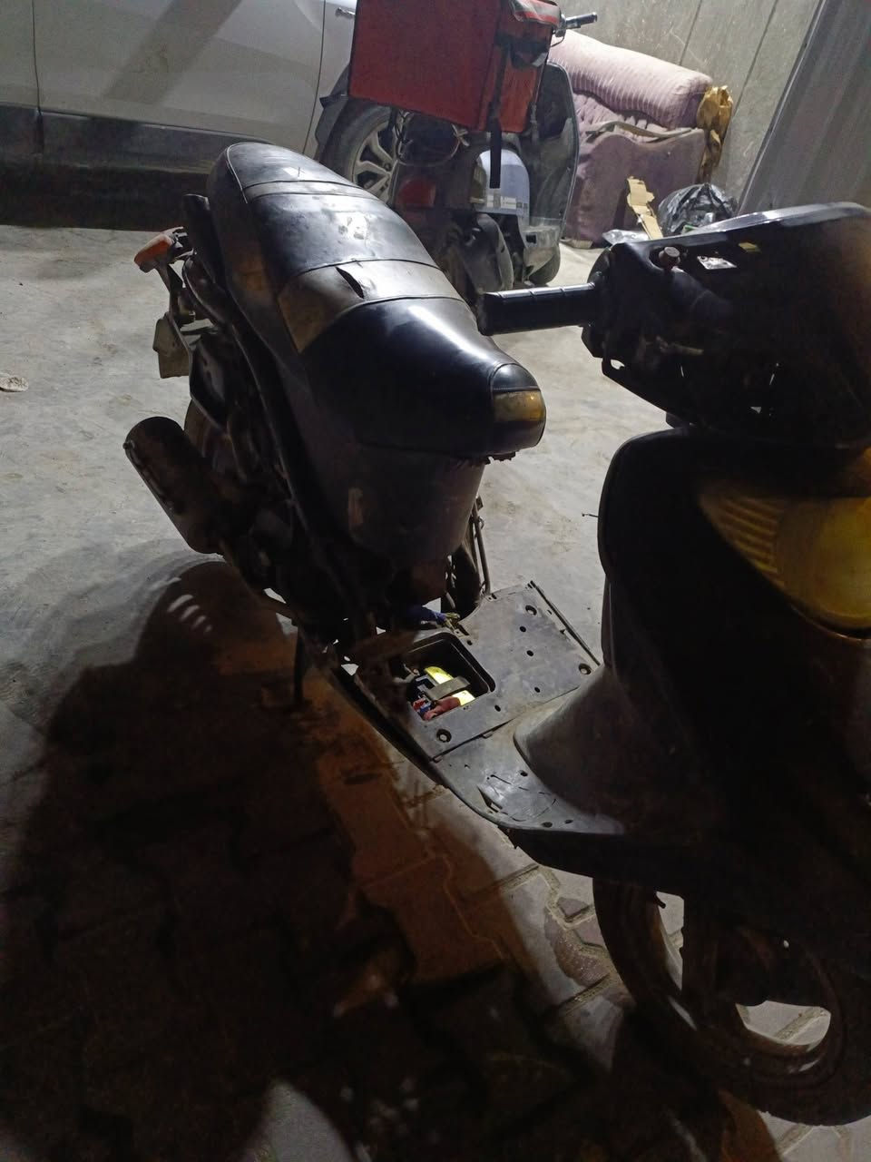 دراجة سبيسي هاي حالتها ابيعها على وضعها شغاله نقصها كفرات رقمي متواجد واتساب ***********
