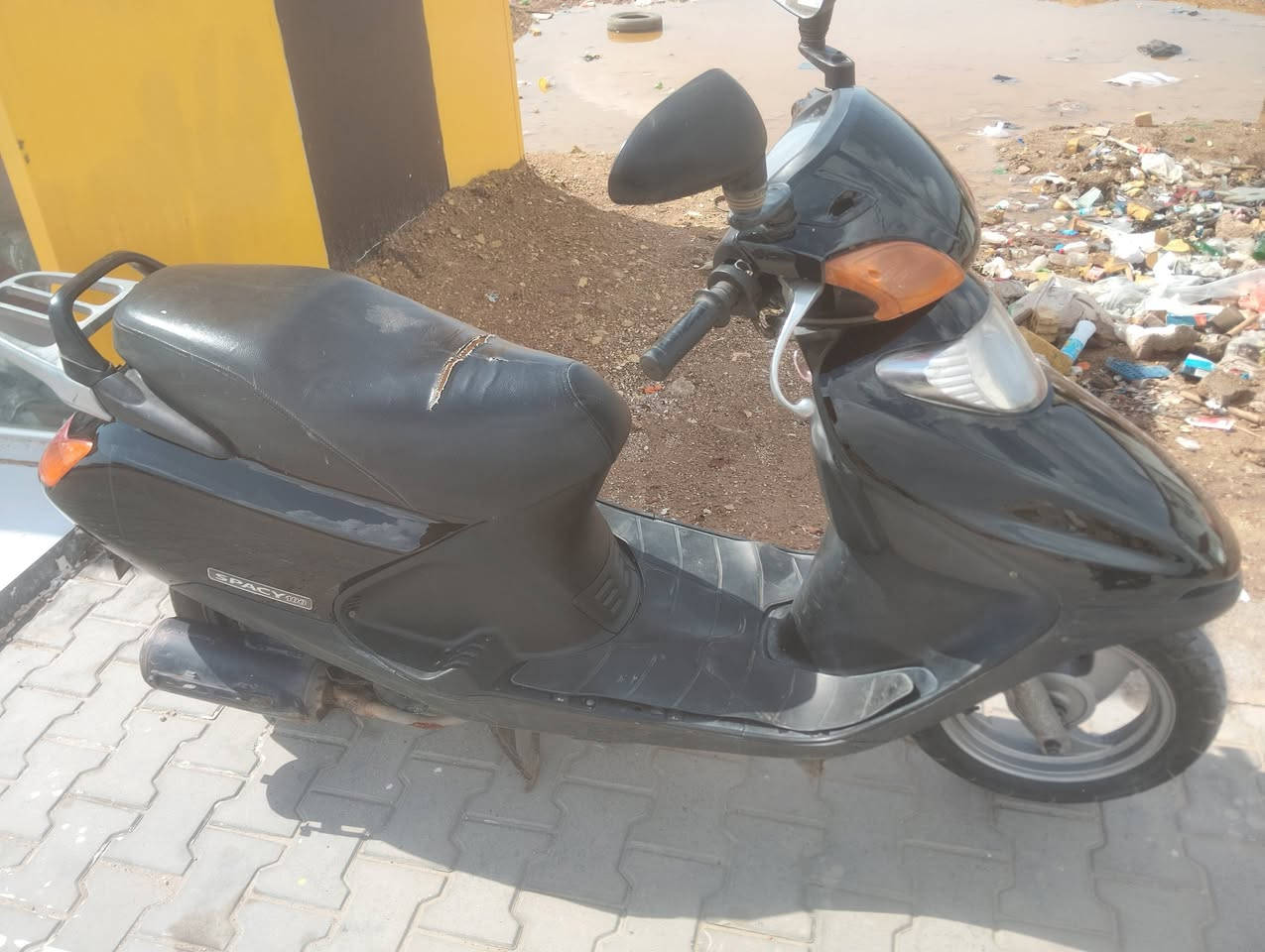 السلام عليكم
متاح سبيسي ياباني للبيع دراجه بيه مكينه تخبل ناعمه خرسه اول مره تنفتح كفرجديدابوالختم كهربائيات كله شغاله هندرشغال كوت خاجيه شارع 40 موبايل ***********
