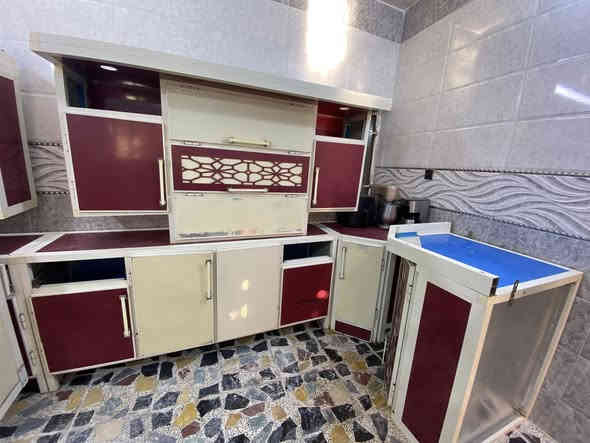 السلام عليكم 
كاونتر مستخدم للبيع محتاج ترتيب بسيط المكان بغداد مدينة الصدر الاورفلي السعر 
٥٠٠ الف للأستفسار اكثر اتصل على هذا الرقم : 
***********
