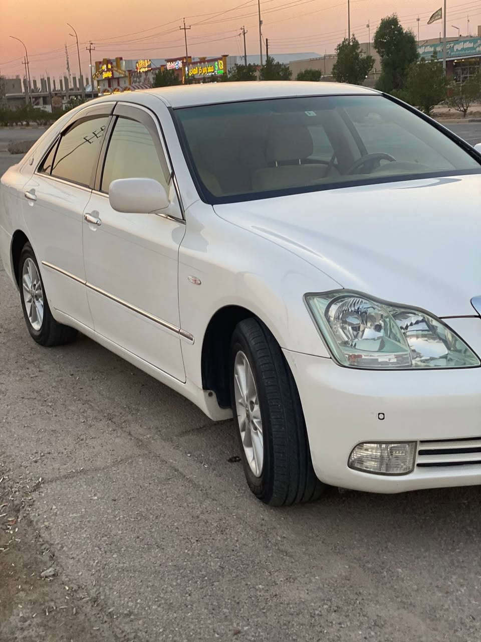 السلام عليكم شاهينة 2005 للبيع حاوية - كفالة عامة - دكمتين - حساس امامي وخلفي  - ستيرن صاج  - شاصي 80  - دخول جديد  السعر 85$ وبيهة مجال المكان بصرة
الرقم ***********
