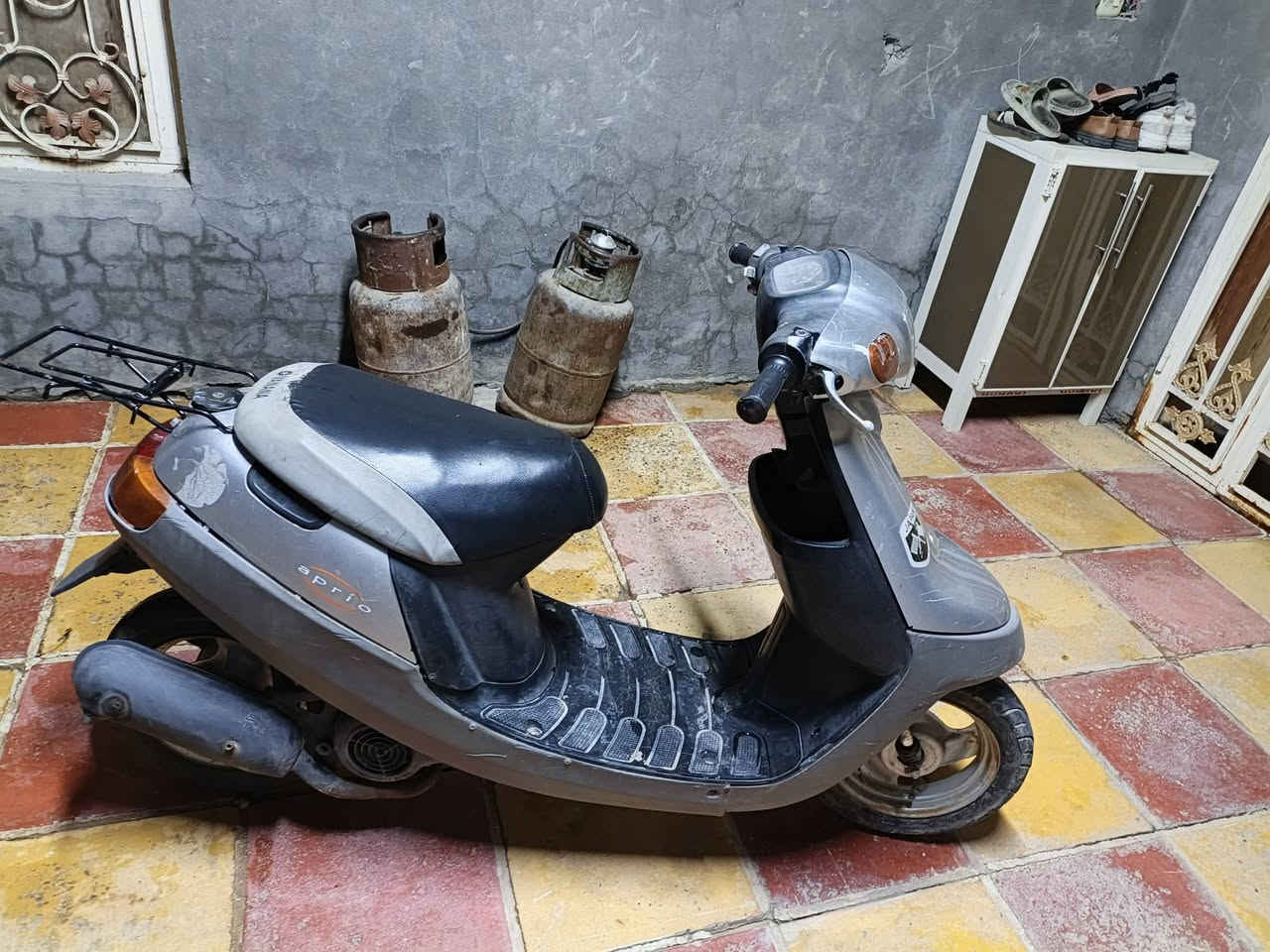 دراجة بطه مكينه جديدة سلف هندر كله شغاله السعر 250 موبايل ***********
