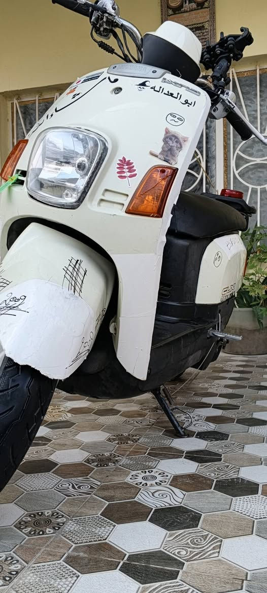 السلام عليكم دراجة ماكس بوليس للبيع موديل 2009 الدراجة حلوة مكينة ناعمة نكرة سلف بكل وكت نقصهة بس عرموطة مال هندر وطوافة بانزين السعر ٥٢٥ وبيهة مجال عنوان بعقوية التحرير شارع الحسينية *********** متوفر واتس واتصال وخاص
