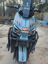 دراجة شحن 6 بطاريات فول بصمة وكهربائيات الاستخدام قليل كلش  شاحنتها وي...