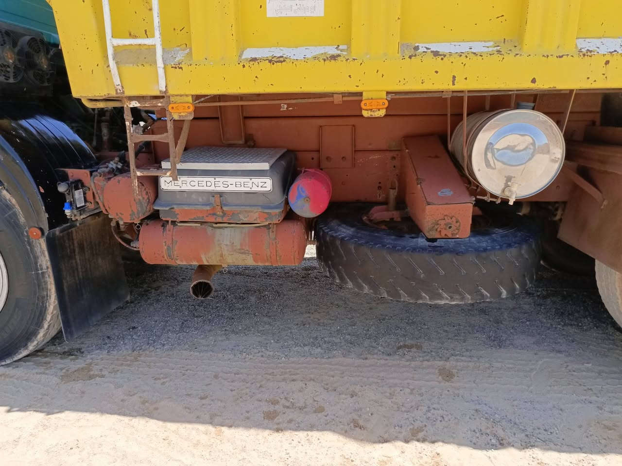 البيع مديل 75مكينه 8محسن 28 كير برميل 130 جديد مجموعة جنيف رباط عدل ثمانينات رقم جديد بسمي قلاب بدي تفصال جديد شاصي بي فطر ومبطن بطانه كامله سياره جاهزه ماعايزه كلشي بلاديه طويله قماره جديده ثمانينات السعر 285وبيهه مجال قليل مكان النجف ***********
