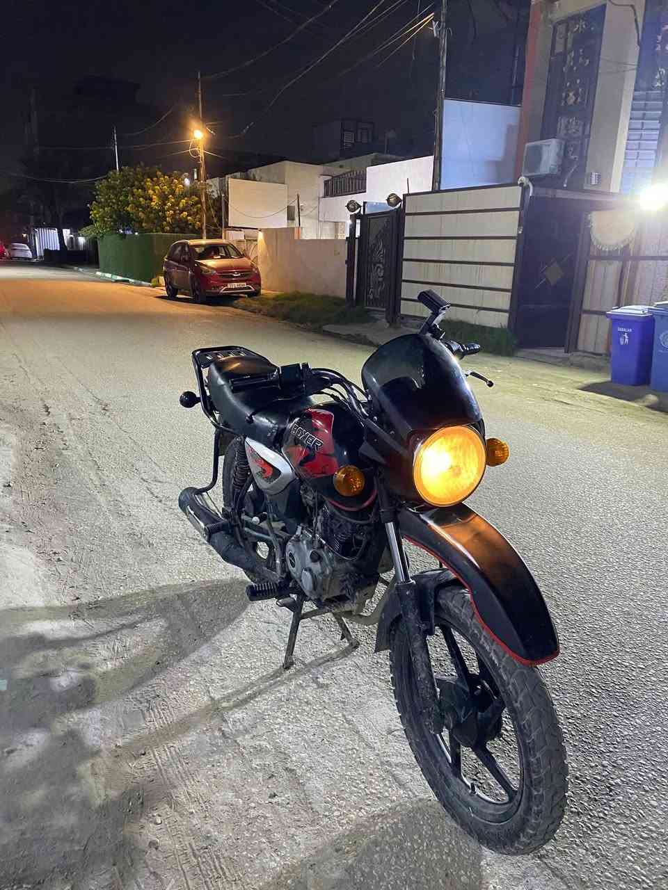 دراجه بوكسر موديل 18 دراجه شلعه حلوه ونضافه فول مرتبه مكينه ناعمه لا تبرخير ولا تنقيص واي سوط ما بيه اوراق كامله السعر 900 بيه مجال بسيط مكاني بغداد الدوره للاستفسار ***********
