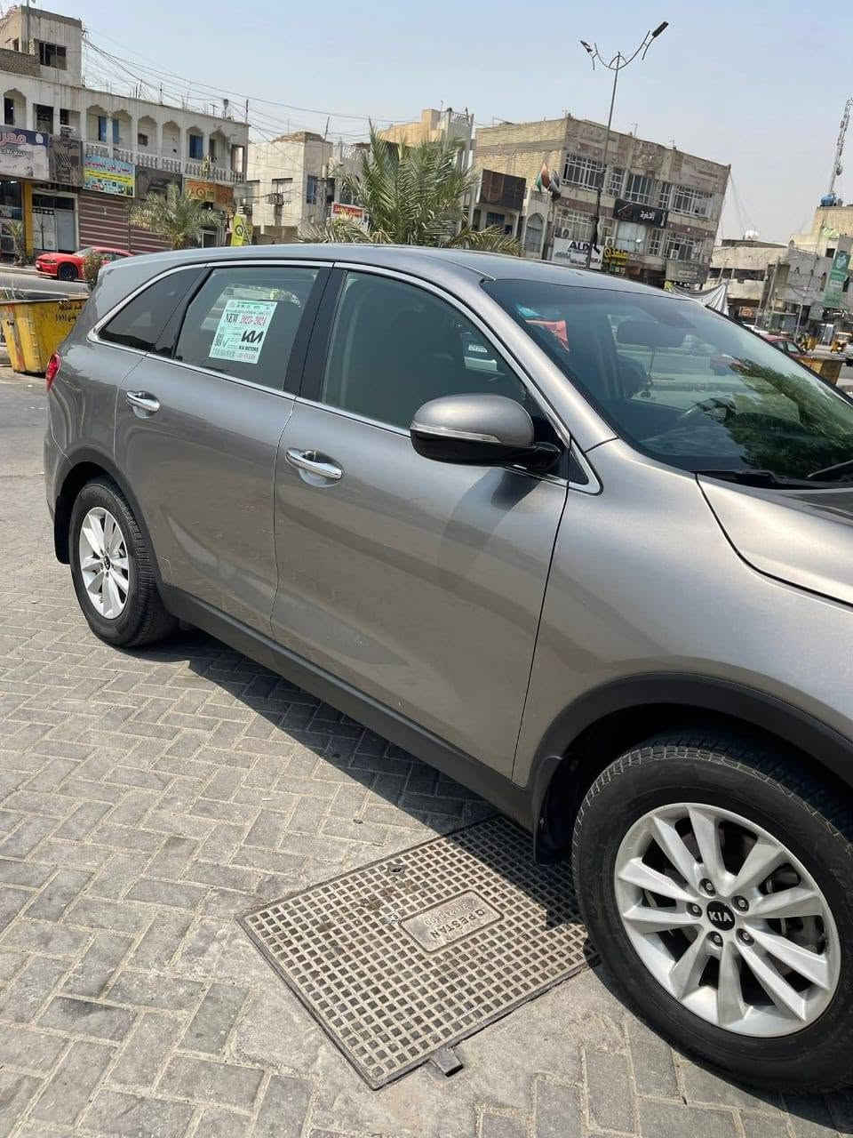 السلام عليكم من رخصت الأدمن المحترم كيا سورنتو 2019 وارد امريكي حادثها بس بنيد ماشيه 135 السعر 160 العنوان الشعله رقم الهاتف ***********
