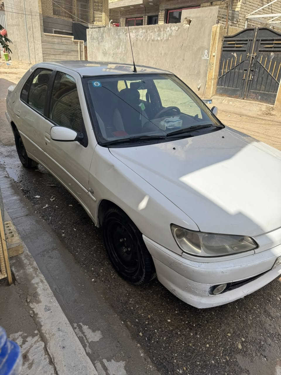 الله
بيجو 306 فرنسي سياره مكينه وكير بلاد  عمرتها تعمير كامل  

بدلت صدر جديد خلفي وامامي ضبطت مكينتها ع اخر حبايه 

شديت شاشه ابل كار بلي اناره محيطيه سماعات دمام تخم تاير جديد اي نقص مابيها عده التبريد 

سنويه ل 2035 بغداد البلديات *********** سعر 53
