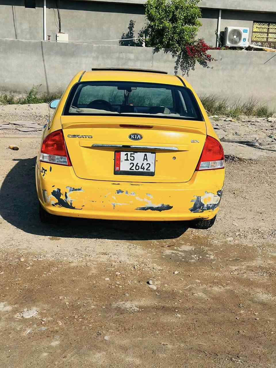 السلام عليكم سياره سيراتو 2009 اللبيع شكل سبكترا مكينه 1600 دكشن عالي سياره جاهزه مجهزه خليجي مو أمريكي مكفوله كفاله عامه ✅إني اكلك بس يرادله دعاميات فقط  عيني إني السياره عارضه 68 وبيه مجال شي بسط مكان السياره بغداد ابو غريب الحمدانيه رقم الهاتف ***********
