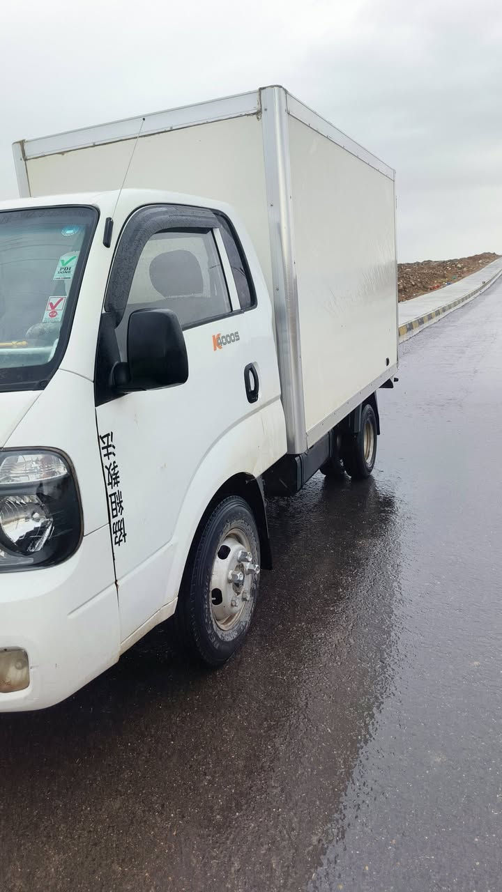 كياا فحل 2016رقم اربيل حافظه بدون تبريد بدون صبغ شويه بارد اباب السايق محرك كير اكسل شاصي بشرط 
تاير جديد ومحور 14
لتواصل 
***********
