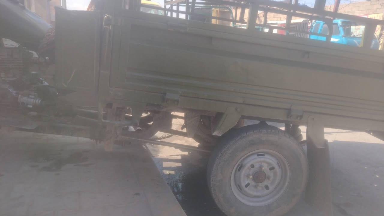 للبيع دايوان  بدون اوراق  اتكفل بيهة من سرقة   السعر  550شراي ينتصل مكلف بنشر  مكان  بغداد حي انصر  ***********
