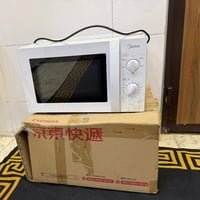 مايكرويف ماركة ميديا جديد غير مستخدم ب75 07702702847