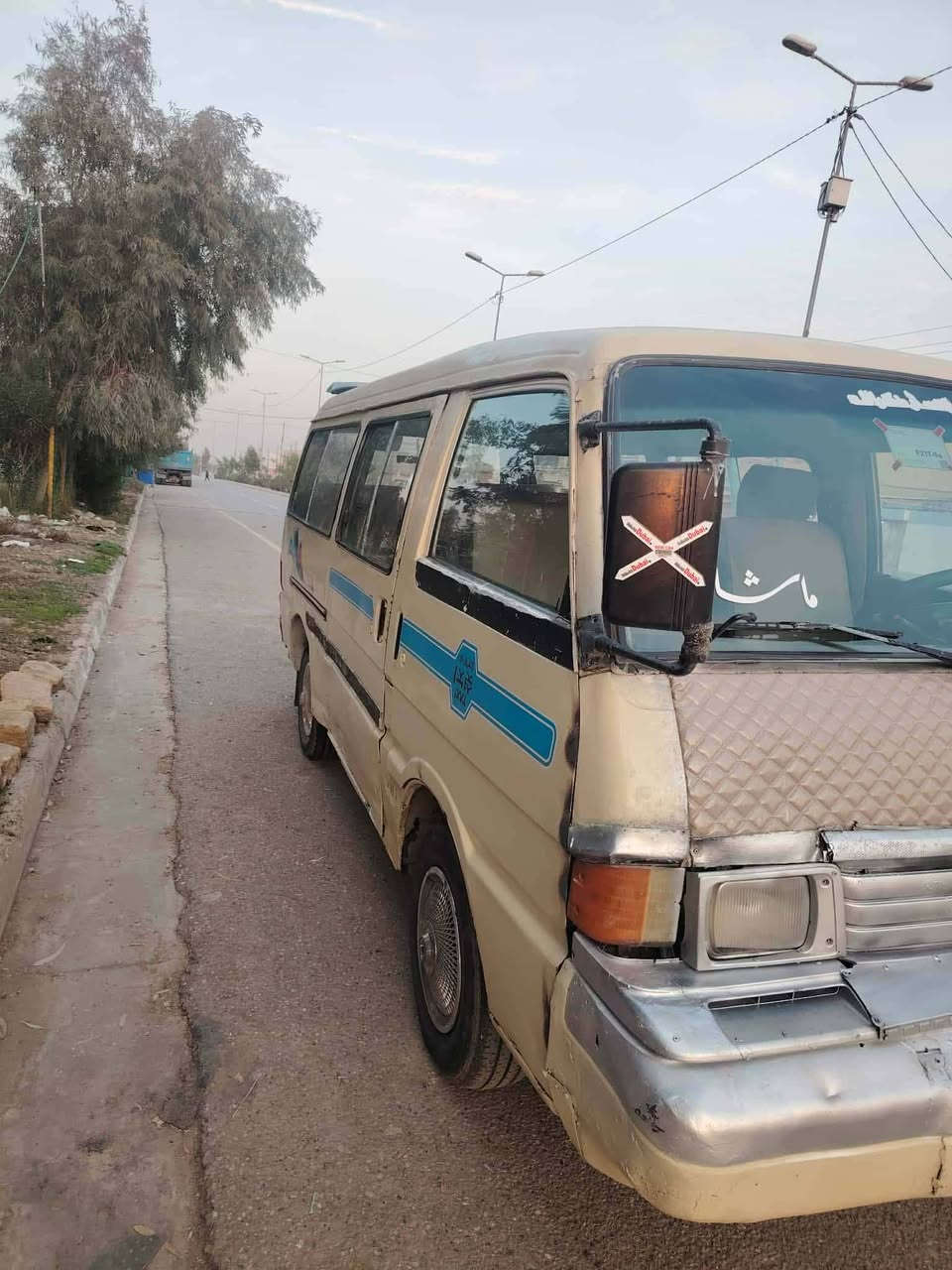 مازدا للبيع محرك ونجي السعر 30 وبيه مجال *********** مكلف بل نشر
