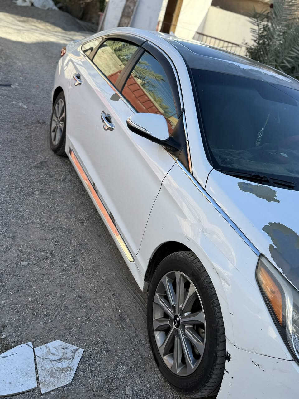 السلام عليكم
سوناتا 2017 فول مواصفات 1/1ويرهم مراوس حسب القناعه 
للستفسار ***********
