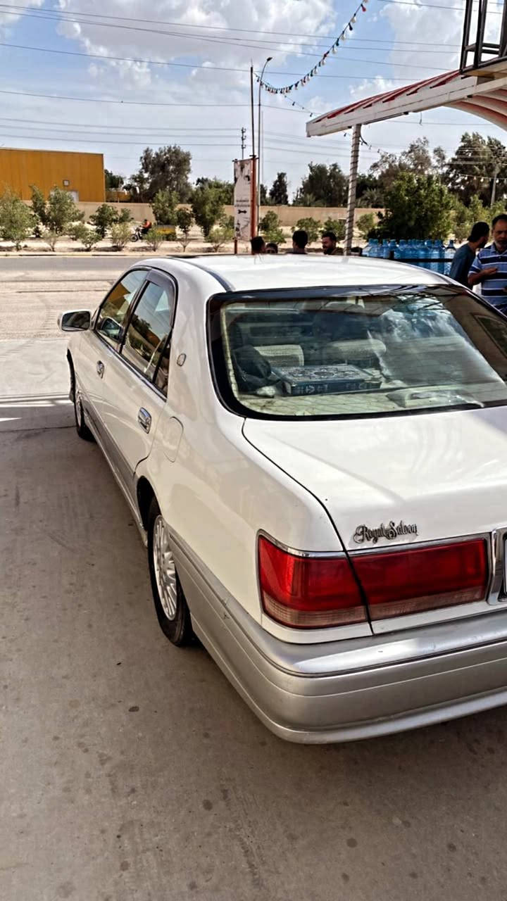 السلام عليكم  
جنون فول 4 دكم رقم بصره السياره بسمي 
مكينه كير حداديه تبريد غرفته تخبل كله جديد سياره مال بيت صاله 11 سنه عندي
السعر 120 مستعجل ع بيعته شباب رحمه ع والديكم المو شراي لا يتصل ما متواجد ع فيس
 ***********
