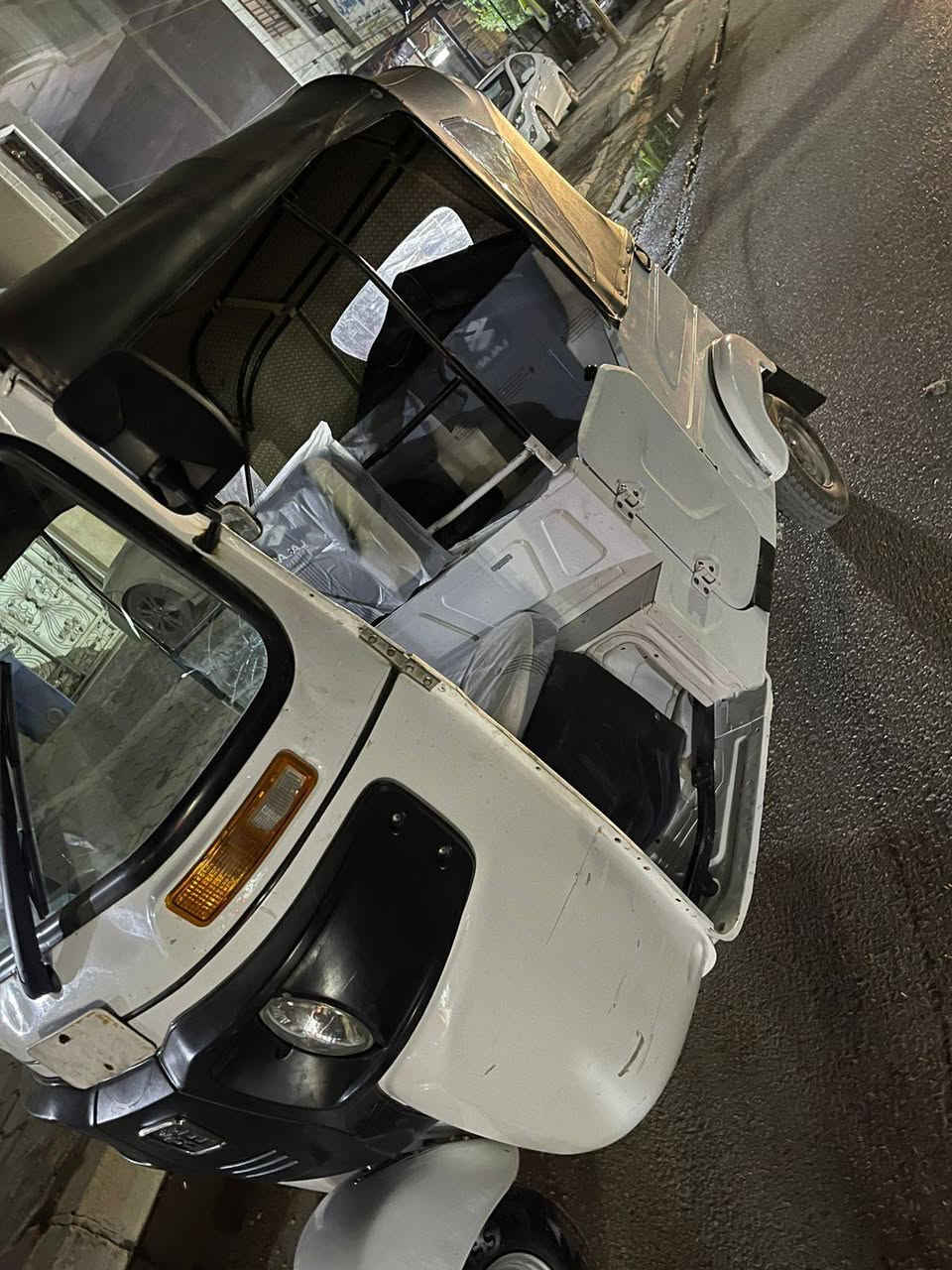 السلام عليكم 
تكتك موديل 2022 
رقم بغداد تكتك خير من الله نضيفه
مكفوله من الضربه معمر دوس فقط 
مكينه ناعمه تخبل لاتنقيص ولاتبخير
مكاني بغداد شهداء العبيدي 
السعر (8450)
رقم الهاتف ***********
