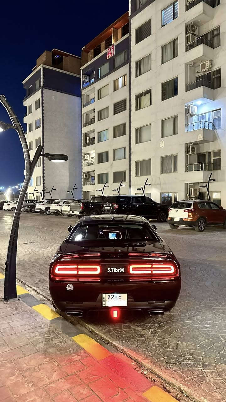 السلام عليكم
دوج جالنجر  RT MAX 2021 🔥

مواصفات السياره🔴

فتحه سقف

شاشه كبيره كار ابلي

تحكمات استيرن

مقاعد جلد وكنتاره تدفئه وتبريد وخزن ميمري

حساس خلفي ورادار جانبي

تشغيل عن بعد

نظام سبورت وبرنامج السوبر اتراك

تبريد منفصل

تثبيت سرعه

هيترات بلمري وتعتيم

اضافات وتعديل السياره🔥

لد داخلي متغير 
 لد سموك
دفيوزر
دواخل كاربون 
شفقه ديمون
سبويلر ديمون
دوسات ديمون
وبعد هواي اشياء

🔥التزويد🔥

هدرز jba performance exhustلونك تيوب
نوزلات 6.4 srt 
شوته airaid الزركه اكبر حجم 
فيول بم ريسنك بلكات ريسنك 
كزوز srt اصل
 دبلات اماميه ولويات اماميه ريسنك دبلات خلفيه اصليات لويات خلفيه ريسنكك
اويل كاج كان
السياره عليها تفريغ وبرمجه بوب كون وكت اوف اكثر من نغمه وسيفتي قوي السياره موصله 500hp

حادث السياره ‼️
قطعتين صبغ وقطعه بارد بيها تعديل بلغد وبشاصي
اير باك دشبول ودركه

السعر:220$
مكان السياره : بغداد -السيديه📍
الرقم:***********📞
